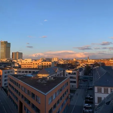 Im Zentrum Mit Ausblick